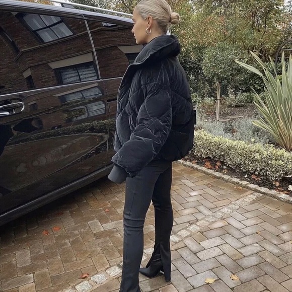 Zara oversized black puffer size small - Picture 4 of 12